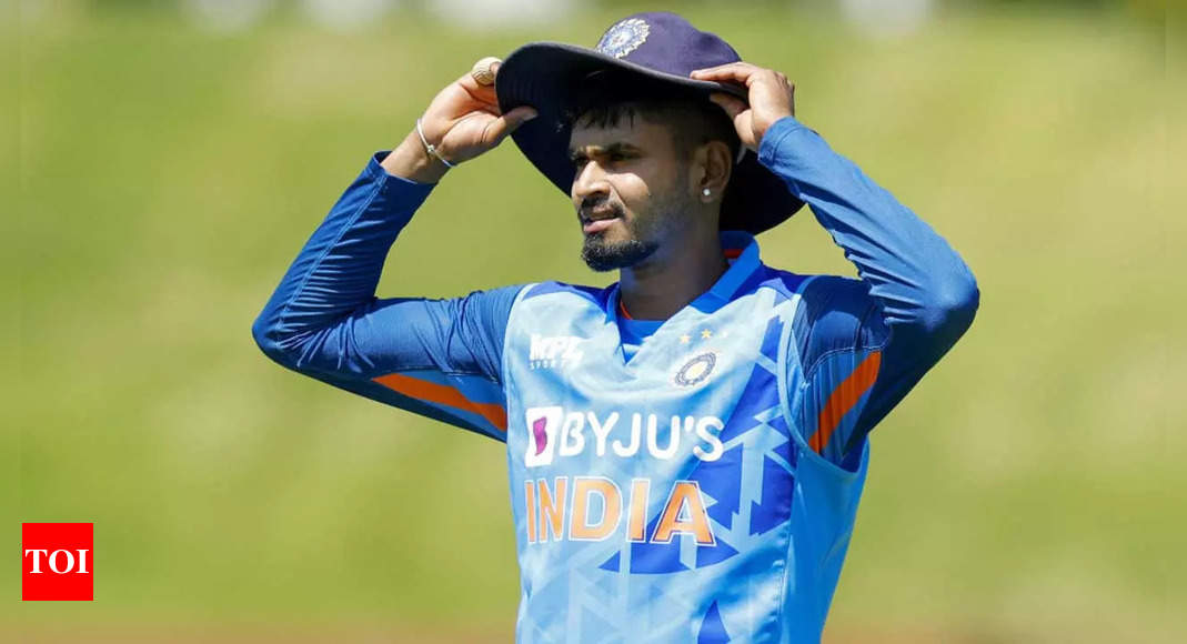 Shreyas Iyer cleared by BCCI medical team, to join India squad for second Australia Test | Cricket News – Times of India