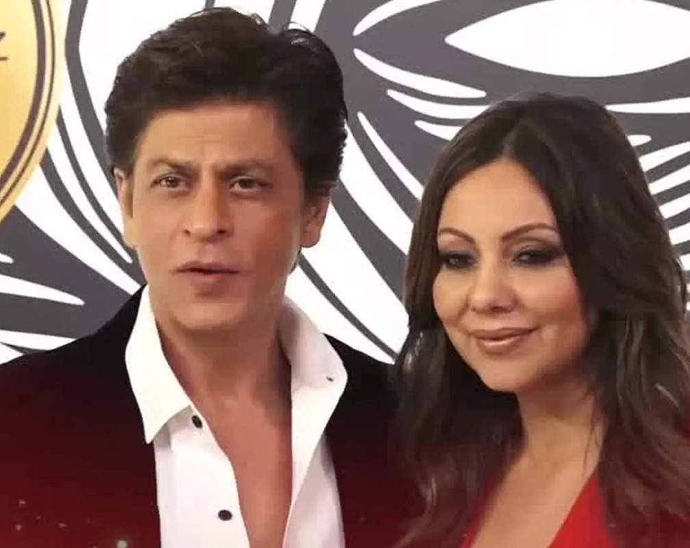 
Shah Rukh Khan reveals the first gift he gave to Gauri Khan on their first Valentine's Day
