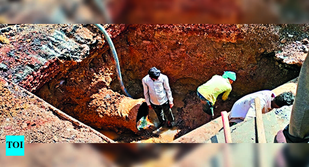Raipur Pipe Burst Hits Water Supply In Raipur Raipur News Times of India