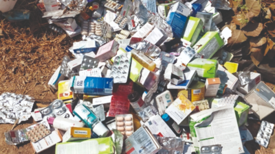 Heap of medical waste dumped near Kolarampathi tank in Coimbatore