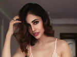 Prateik Babbar and Priya Banerjee’s pictures