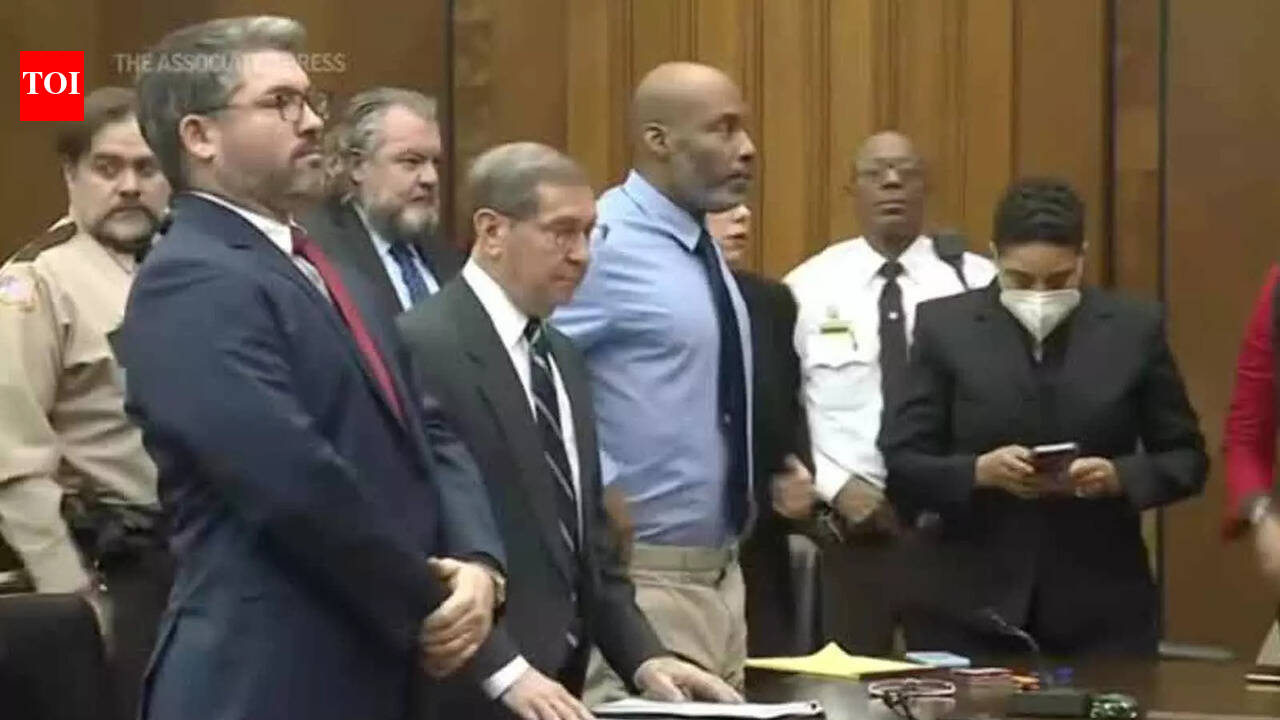 Judge vacates conviction of imprisoned man