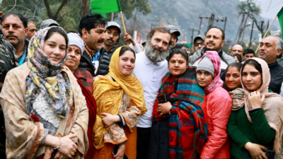 Rahul Gandhi in Kashmir on 'personal visit'