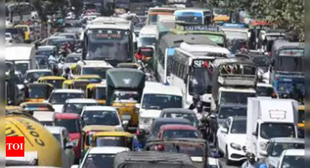 बेंगलुरु दुनिया का दूसरा सबसे भीड़भाड़ वाला शहर;  पिछले साल शहर में 10 किमी की दूरी तय करने में 29 मिनट लगे: ट्रैफिक इंडेक्स |  बेंगलुरु समाचार – टाइम्स ऑफ इंडिया