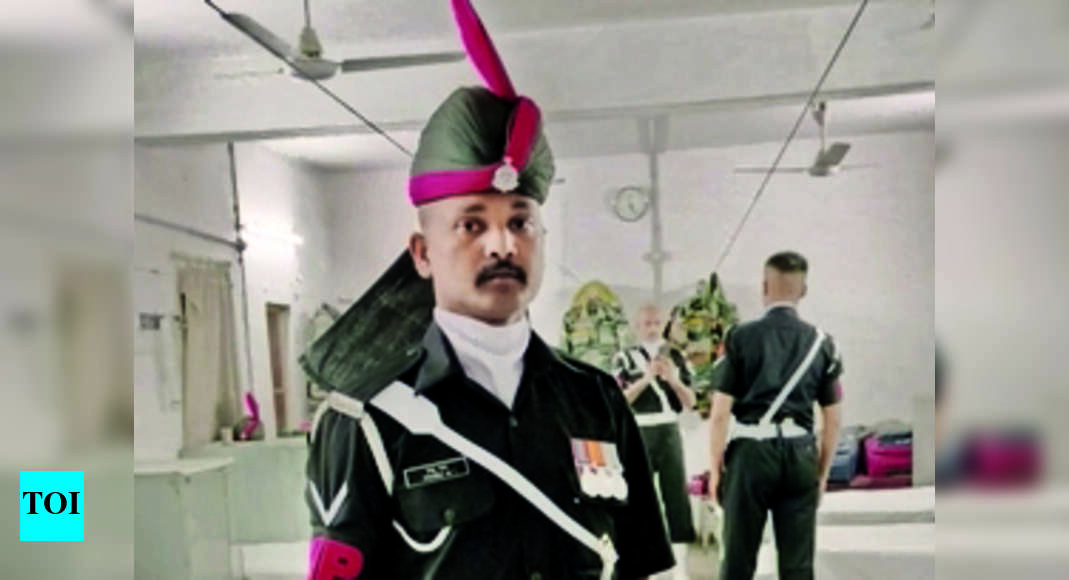 Dmk: Dmk Man, Kin Beat Army Jawan To Death | Salem News - Times of India