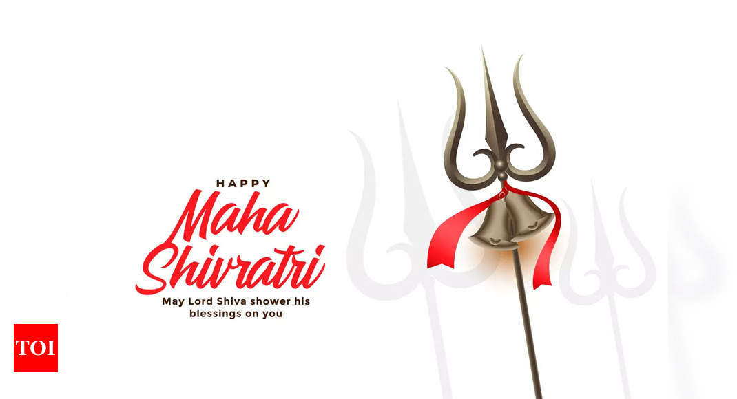 Free Vector | Maha shivratri decorative card with marigold flower and  trishul
