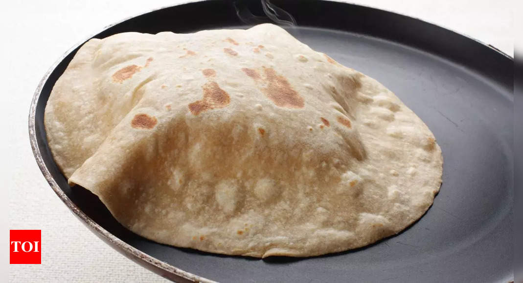 Image of Indian Soft Phulka Chapati (Roti) On Non Stick Tawa