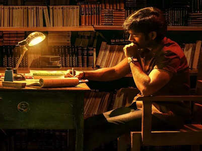 Live: Dhanush scores high with 'Vaathi'