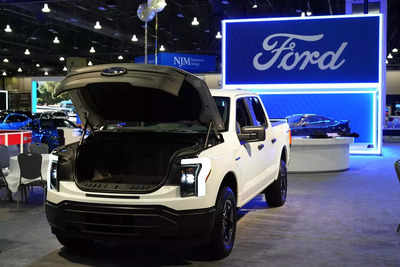 Ford: Ford halts F-150 EV production, deliveries after battery fire ...