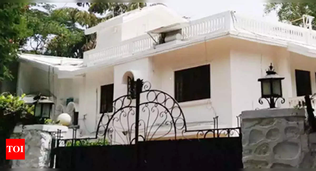 Raj Kapoor's Bungalow In Mumbai's Chembur Area Acquired By Godrej ...