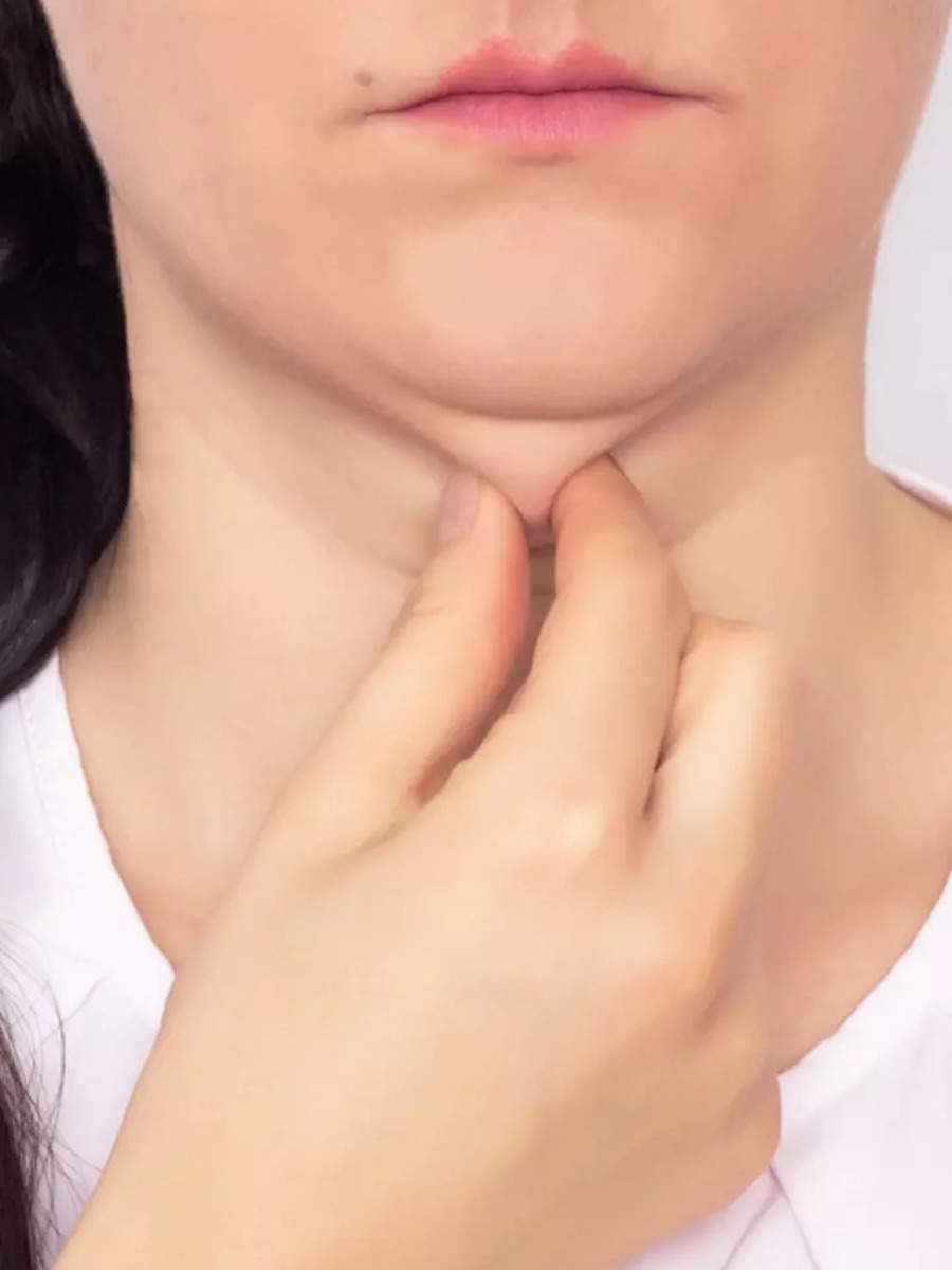 10 tips to get rid of the double chin