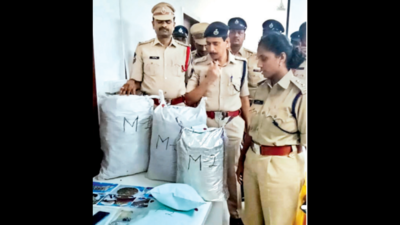 Drug traffickers from Uttar Pradesh caught with 23kg ganja in Hyderabad