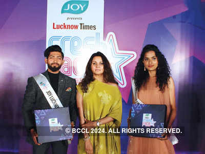 Popular faces of Lucknow showed up at - Phoenix Palassio