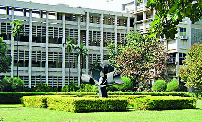 Suicide drives IIT-B to draw up ‘lighter’ curriculum to cut stress