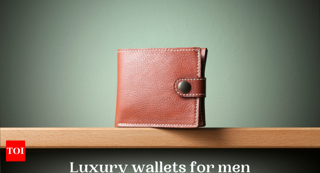 18 Best Luxury Wallets for Men 2023