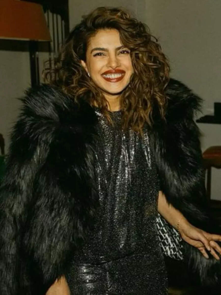 Priyanka Chopra uses sea salt lip scrub. Know benefits of kitchen
