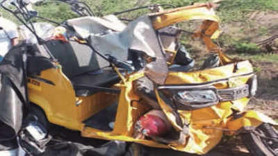 Couple, newborn, autorickshaw driver die in Ramnad accident