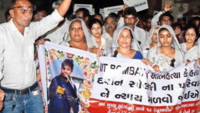 Candlelight march held in Ahmedabad to seek justice for IIT-Bombay student