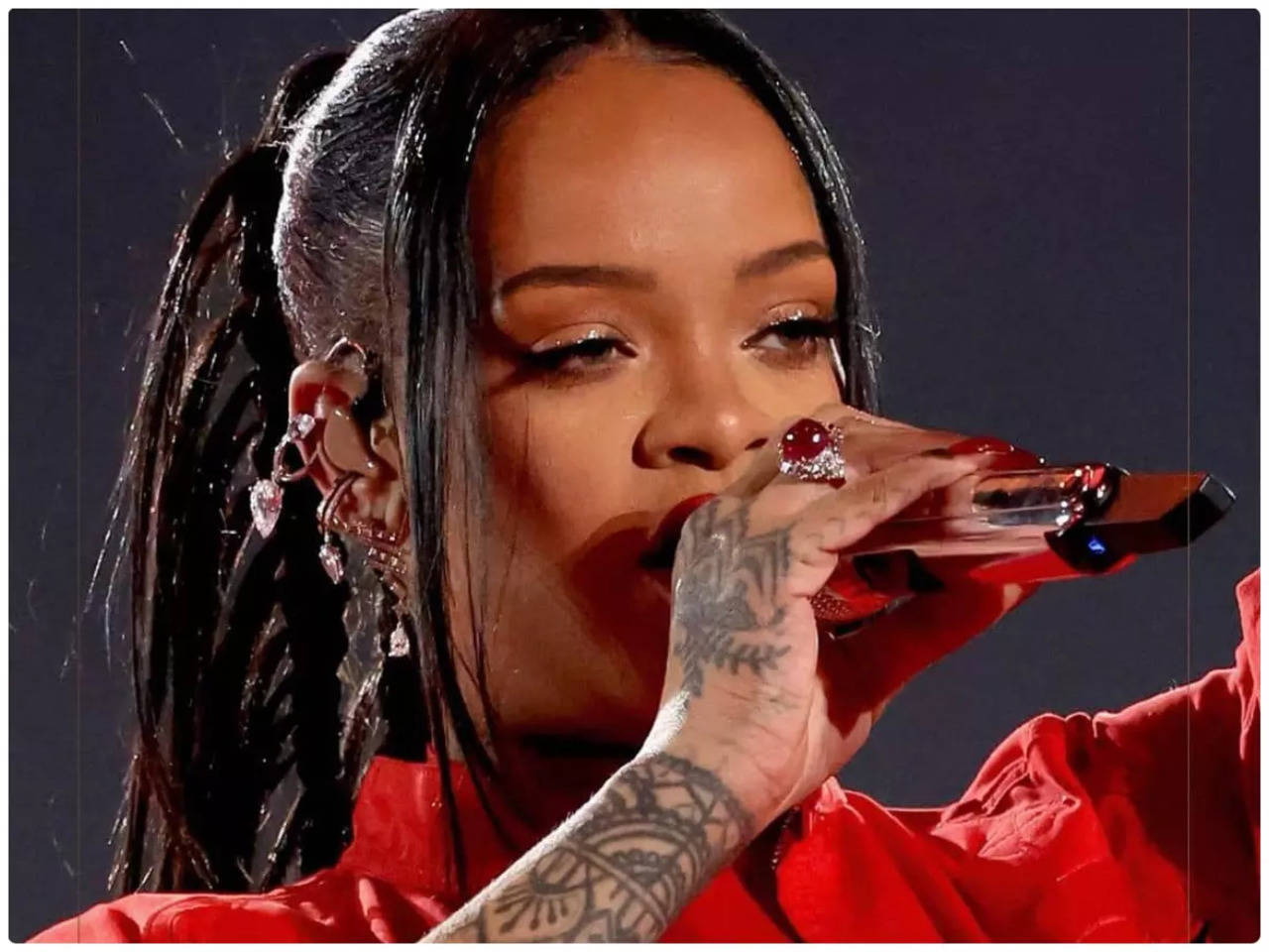 Pregnant Rihanna soars in Super Bowl halftime performance – Twin Cities