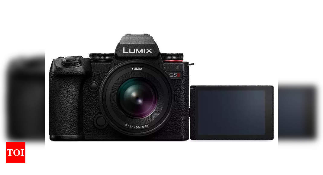 Panasonic launches Lumix S5II series cameras with 24MP full frame sensor in India, price starts at Rs 1,94,990 – Times of India