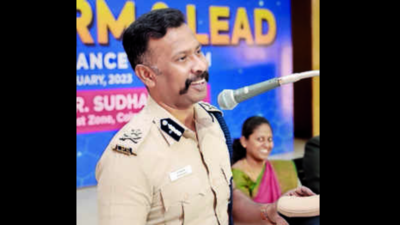 Get into civil service, top cop tells students in Coimbatore