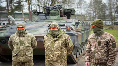 Ukrainian soldiers take German tank course in double time
