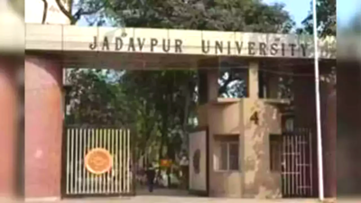 In Kolkata, Jadavpur University panel sends letter to professor over complaint reply