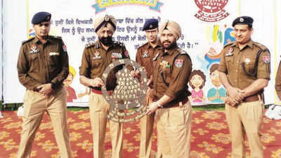 CP: Cops asked to sport nameplates in Punjabi