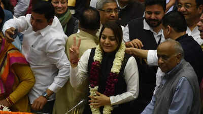 Who is Delhi's new mayor Shelly Oberoi