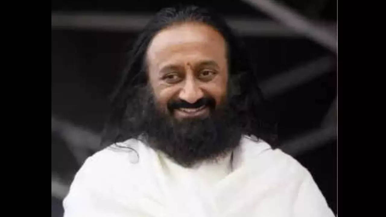 Mithun gets inspired by Sri Sri Ravishankar