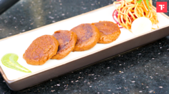 Watch: How to make Gucchi aur Mushroom ki Galouti