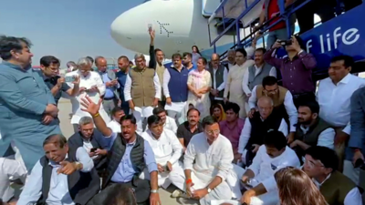Has India become a banana republic: Venugopal after Pawan Khera deplaning row