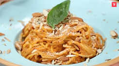 Watch: How to make Spaghetti Romesco with Roasted Almonds