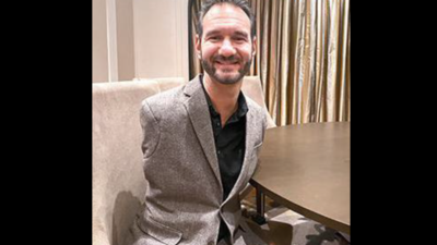 Let the dream die, don't kill yourself, Nick Vujicic tells techies in Telangana