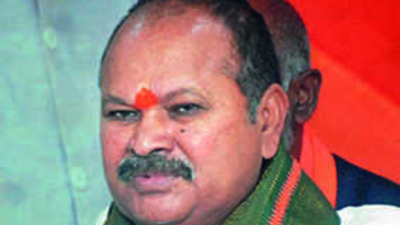 Former Andhra Pradesh BJP president Kanna Lakshminarayana, followers join TDP