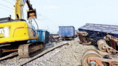 13 wagons of goods train derail, rail traffic disrupted