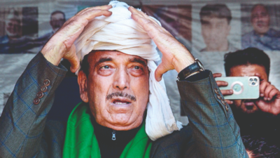 Will reenact Roshni Act if voted to power: DPAP chairman Ghulam Nabi Azad