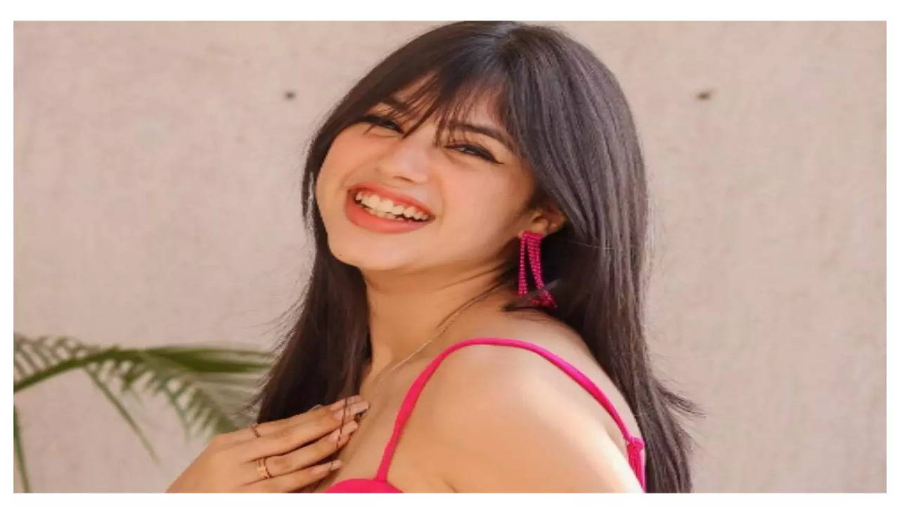 Riva Arora claims she is not 12, yet does not divulge her age, says 'it  will be revealed soon' | Hindi Movie News - Times of India