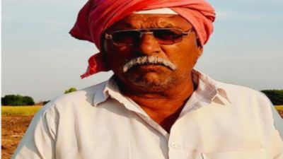 Maharashtra farmer travels 70km to sell 512kg onions, gets cheque for Rs 2