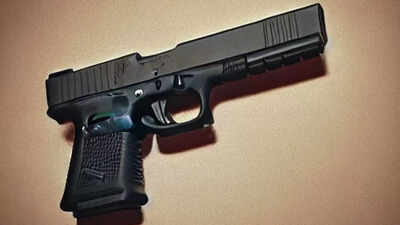 In Mumbai, constable posted at Byculla jail shoots self on night duty