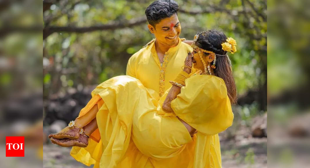 All the Crazinessss from the Haldi ceremony of beautiful couple  @meghna_kalwani & @vishantkalwani 😍 From their color-coordinated Haldi… |  Instagram