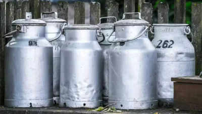 Wholesale rate of buffalo milk hiked to Rs 85 per litre in Mumbai, retail 90-95