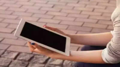 Mysuru labour officials to distribute 4,000 tablets to kids of construction workers