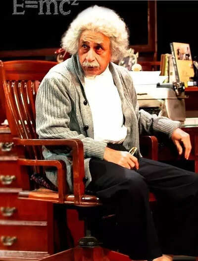 Naseeruddin Shah portrayed on stage the relatable side of the German ...