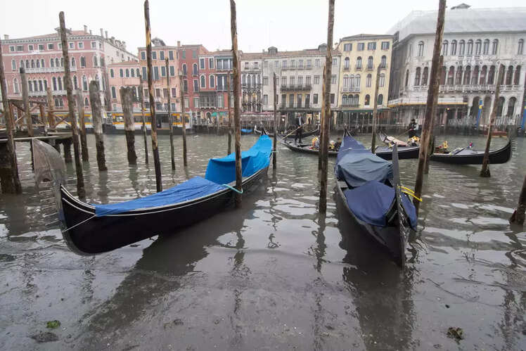 Car-less Venice