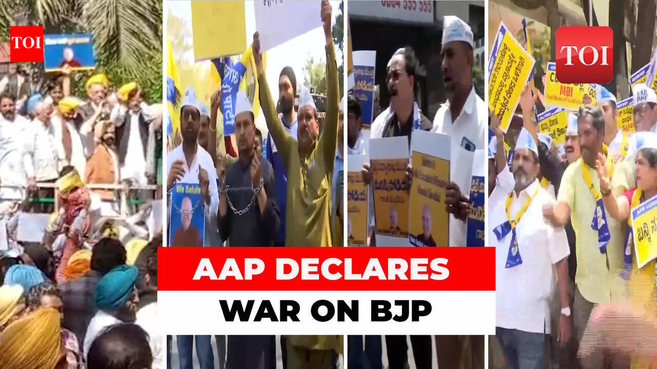 Watch: Angry AAP workers hold protest across India against Manish ...