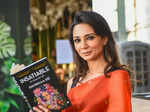 Aamir Khan launches Shobhaa De’s book 'Insatiable'