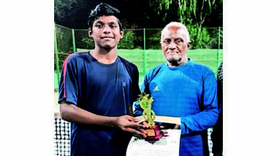 Manikantha, Akhil, Harini claim tennis titles