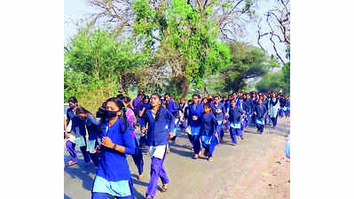 Over 250 tribal girl students walk 15-km to register complaint against headmistress