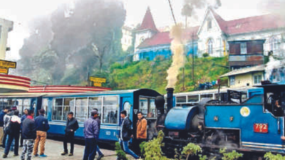 Four new Darjeeling-Ghum toy train services a day for summer visitors